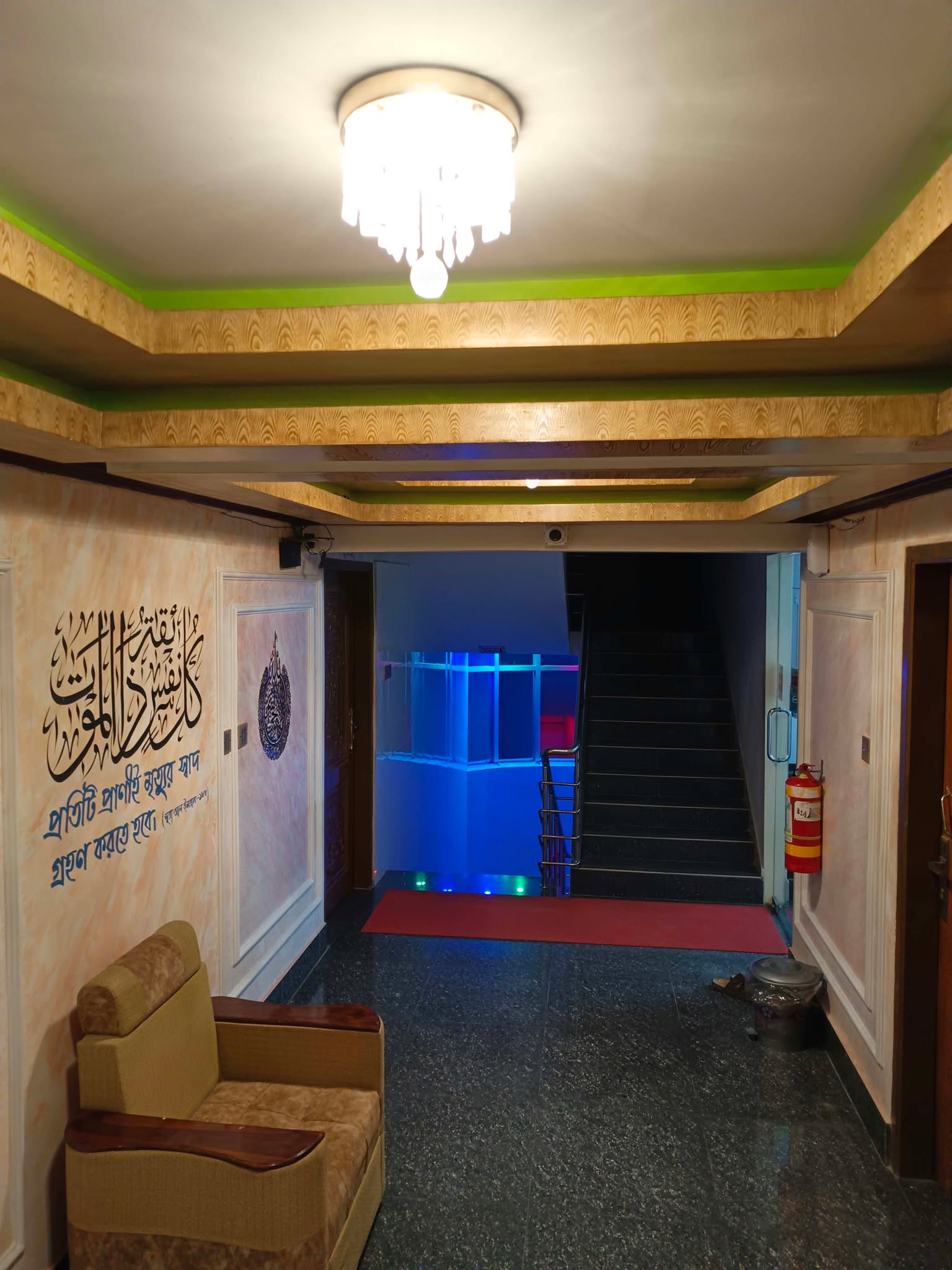 Corridoor 2nd Floor